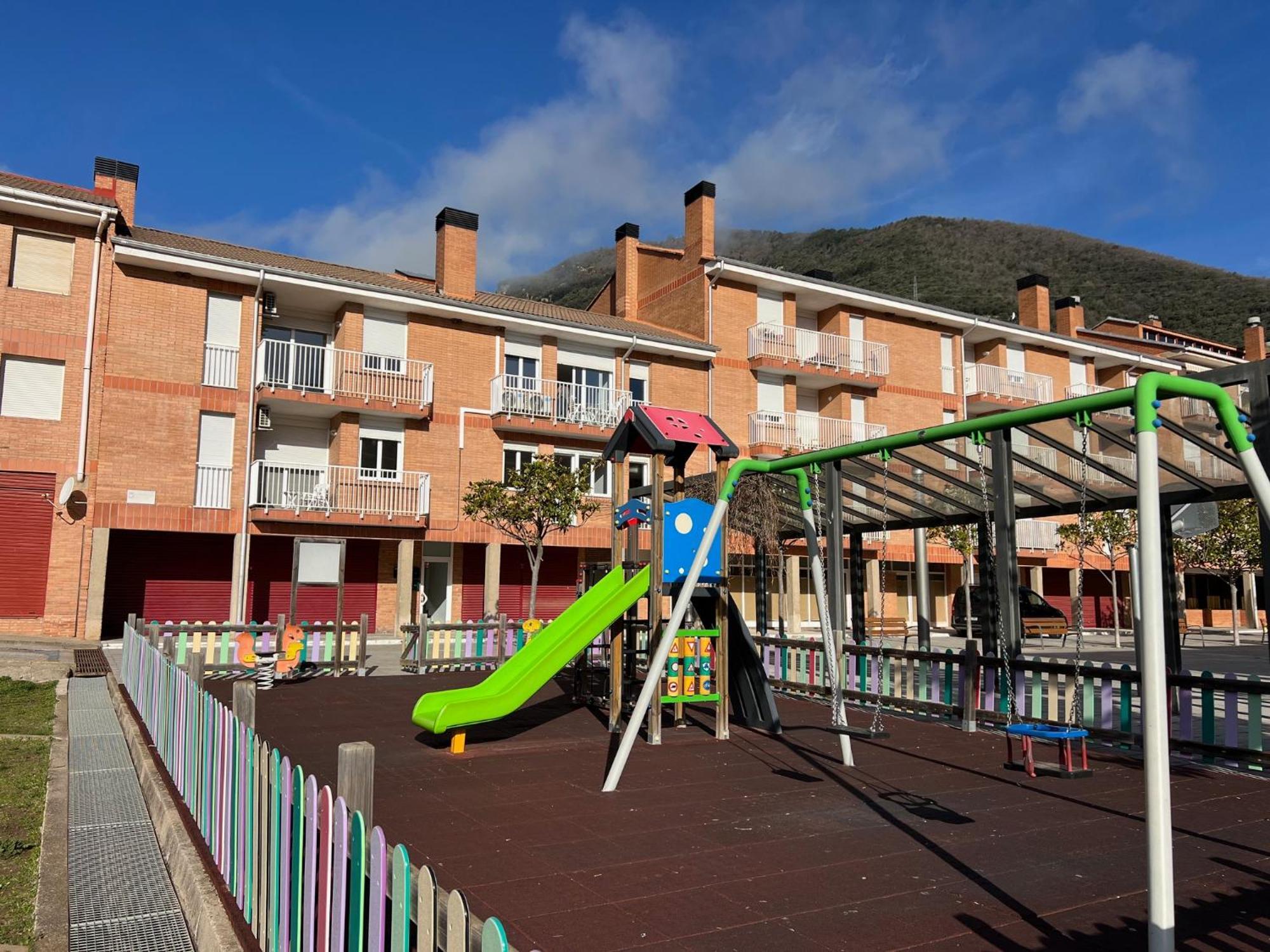 Apartament Acollidor Al Bergueda 6P Sant Jordi de Cercs Eksteriør billede