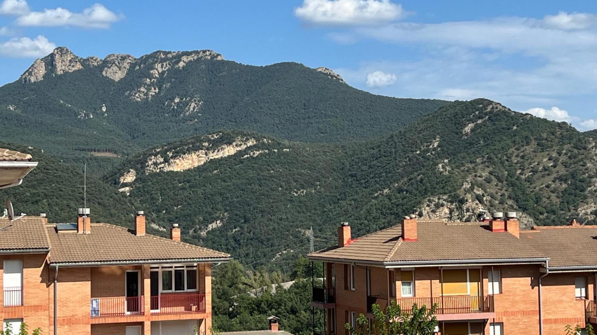Apartament Acollidor Al Bergueda 6P Sant Jordi de Cercs Eksteriør billede