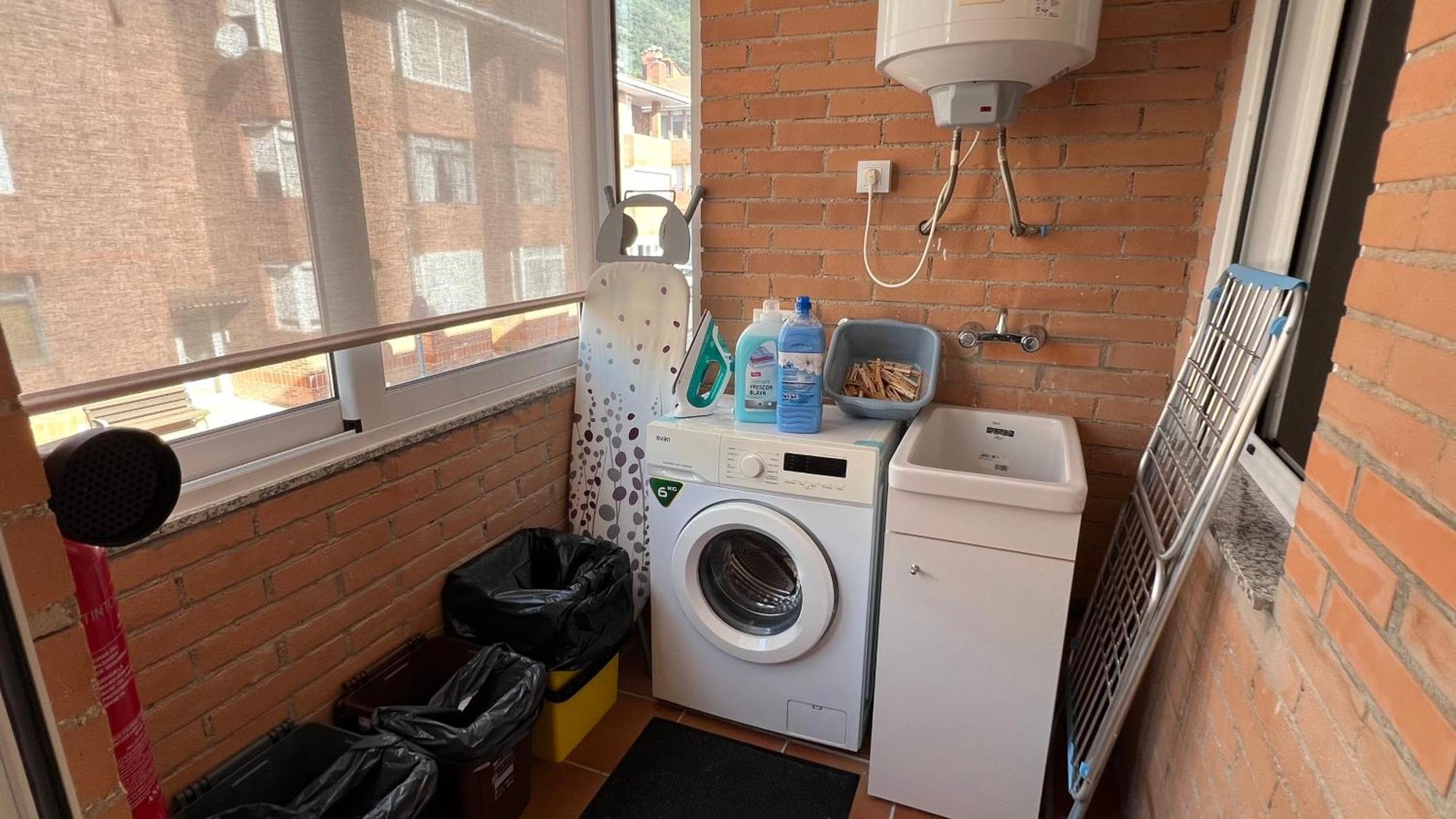 Apartament Acollidor Al Bergueda 6P Sant Jordi de Cercs Eksteriør billede